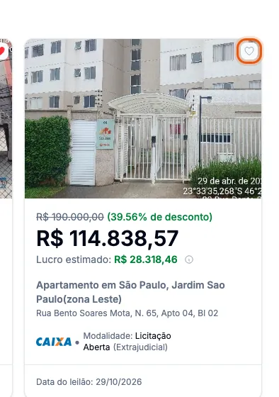 O coração no canto da foto de um card da lista.